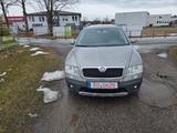 Skoda Octavia 2.0 TDI 4x4 Scout Combi - Skoda Octavia aus 2010: Scout
