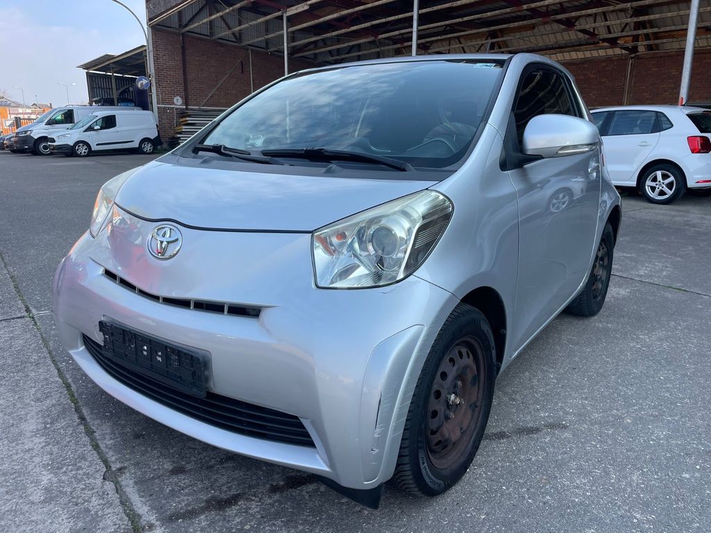 Toyota IQ
