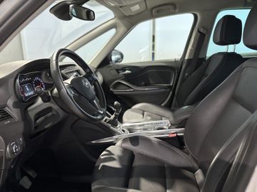 Fotografie des Opel Zafira 1.6 D Innovation AHK Navi RFK Leder
