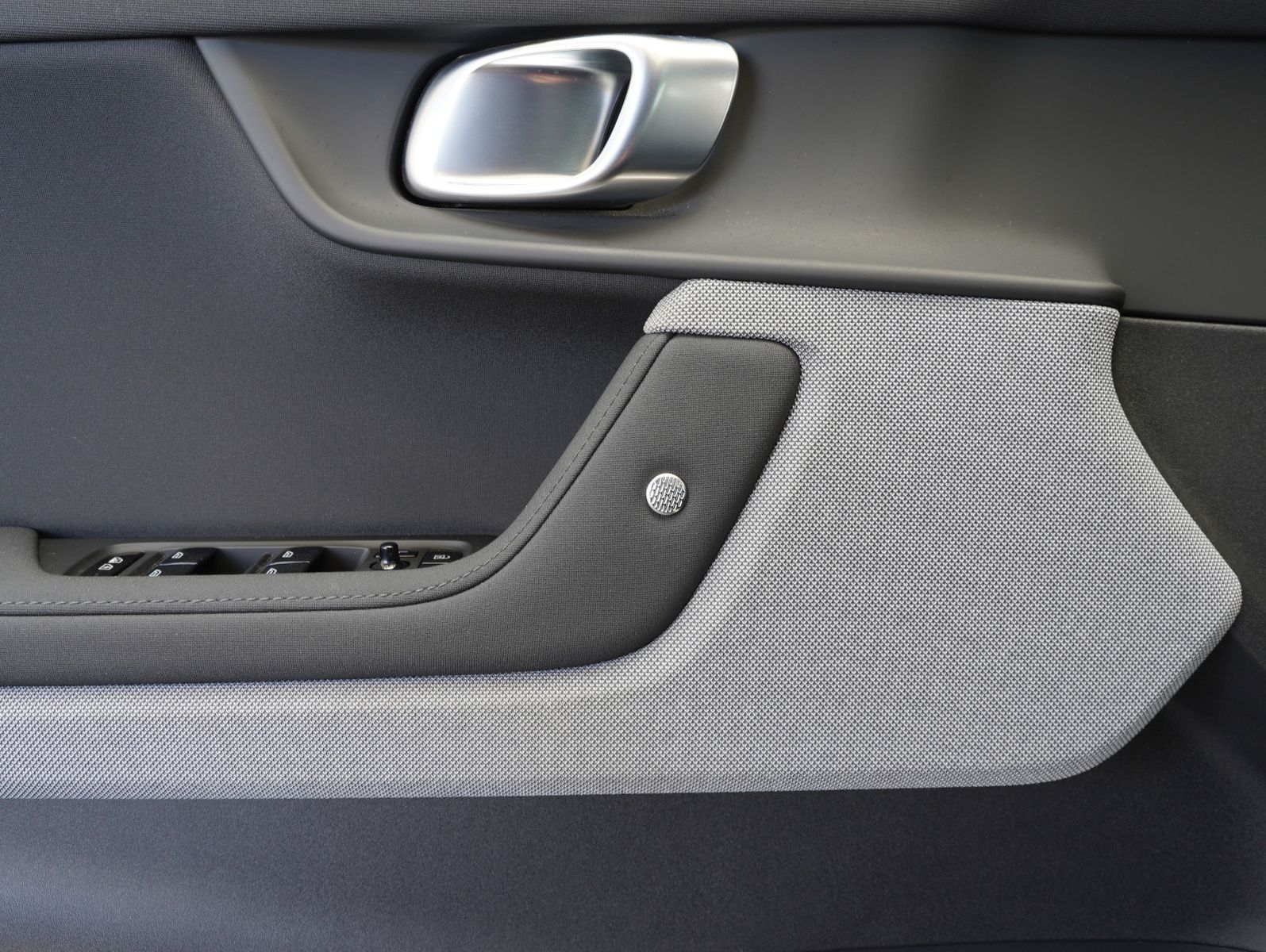 Fahrzeugabbildung Polestar 2 Standard Range Single PLUS-PAKET/PANO/AHK