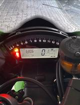Kawasaki ZX-10r - KAWASAKI ZX R