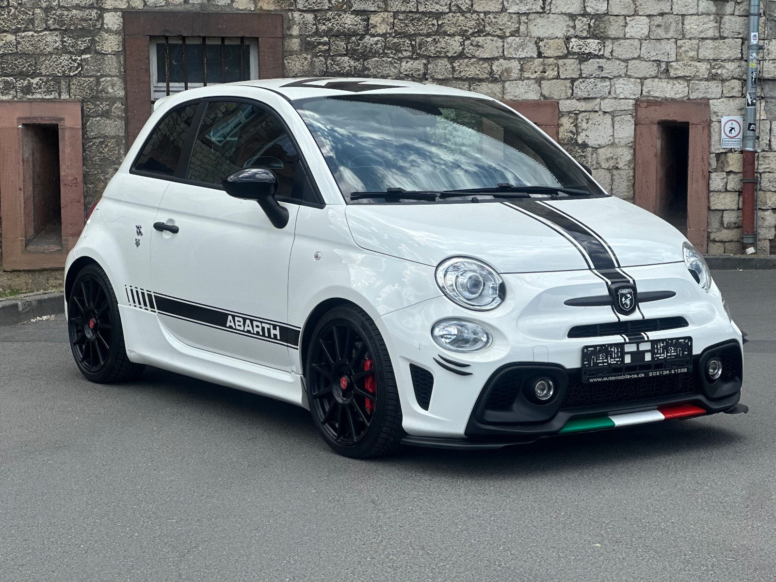 Fahrzeugabbildung Abarth 595 COMPETIZIONE*MODELLJAHR 2020*