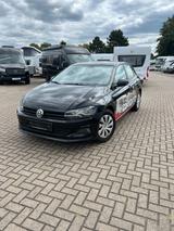 Volkswagen Polo VI Trendline - Volkswagen Polo Trendline mit Diesel-Antrieb
