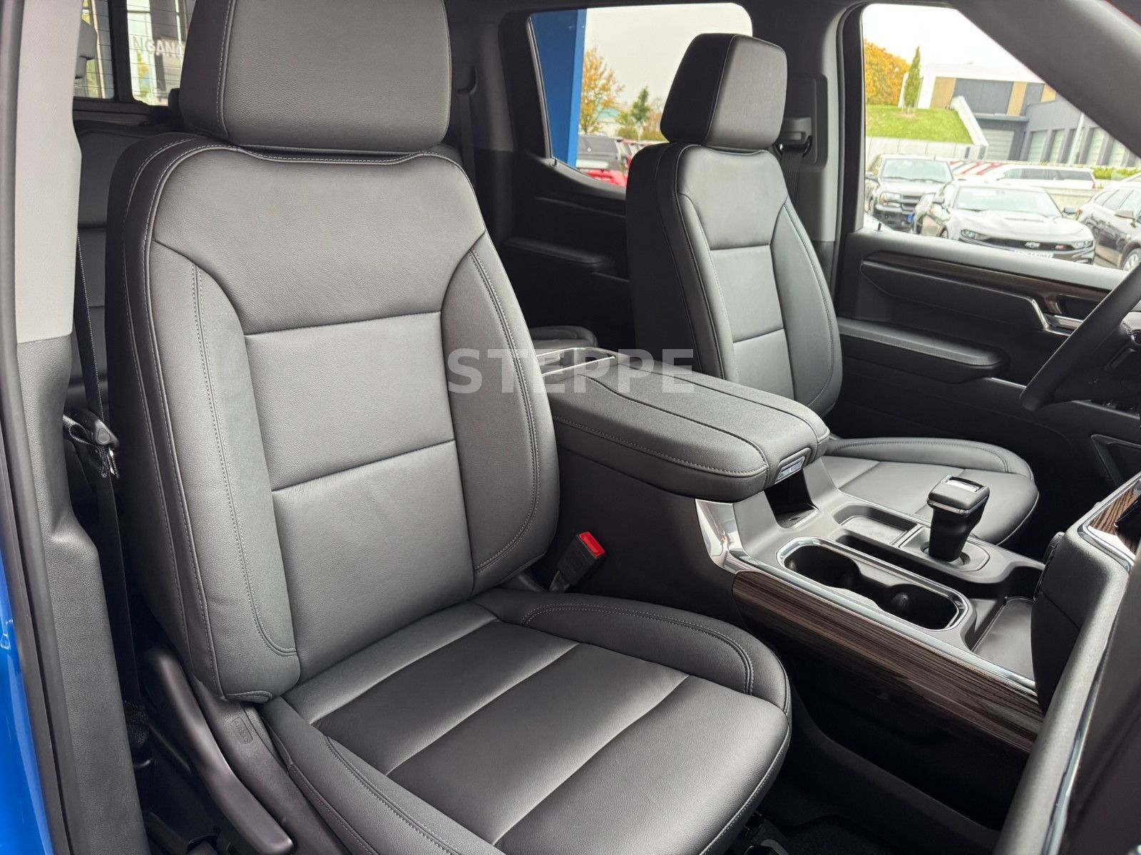 Chevrolet 2025 Silverado LT Trail Boss 6,2V8 Crew Cab. AHK