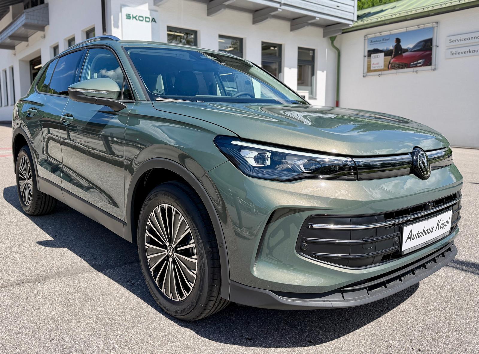 Volkswagen Tiguan Limited 2.0 TSI 4Motion DCC 360° AHK IQ