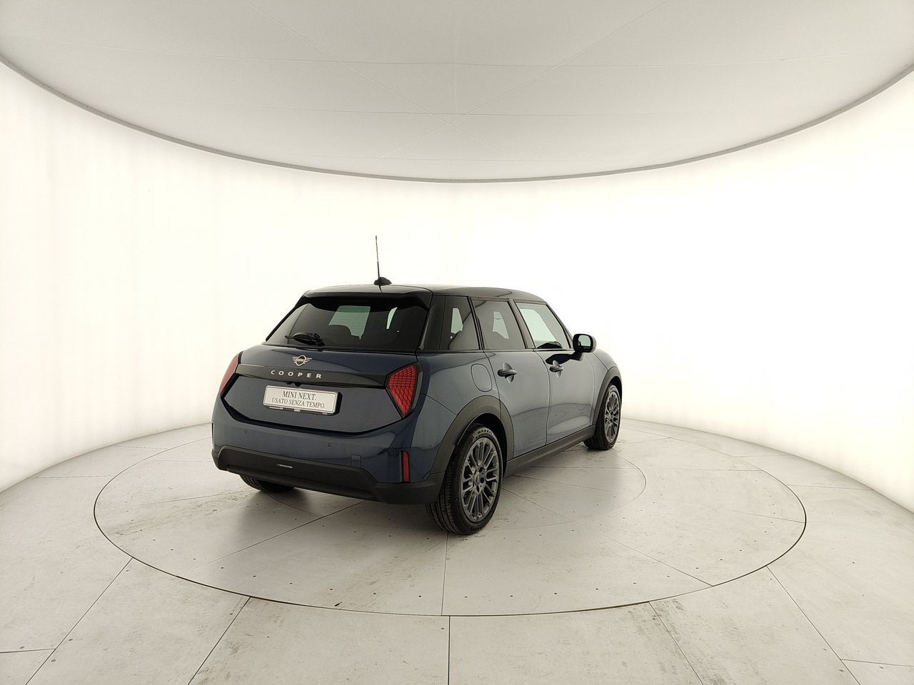 MINI Mini Cooper 5p 1.5 C Classic auto imagem 3