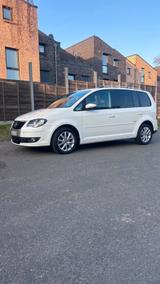 Volkswagen VW Touran 1,4 TSI "Freestyle" 6-Gang, 145.... - Volkswagen Touran aus 2010: Freestyle