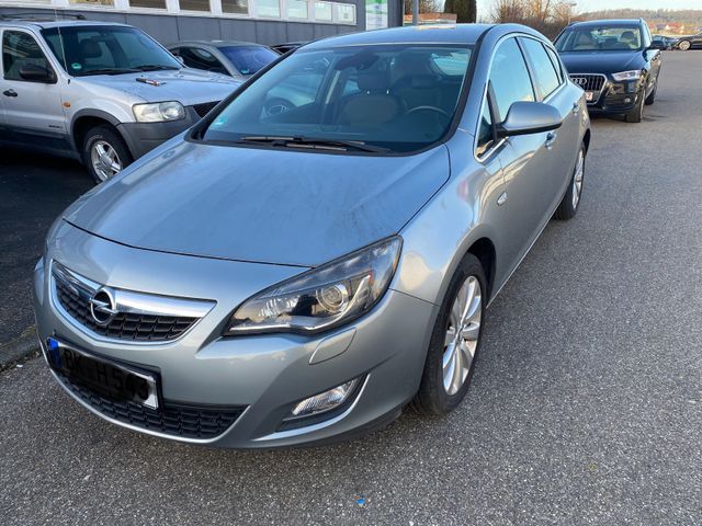 Opel Astra J 1,4 Innovation *Automatik*Xenon*Navi*