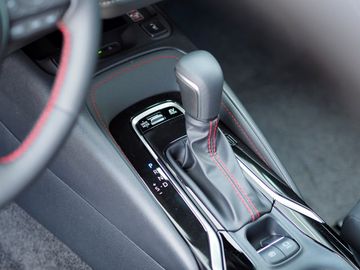 Bild 13 Toyota Corolla 2,0 Hybrid GR Sport Touring Sports