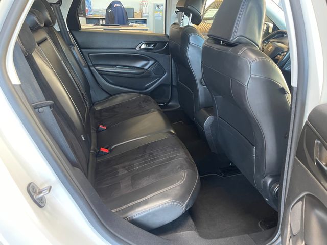 Peugeot 308 SW Allure *ALCANTARA*LED*AHK*NAVI*KAMERA*