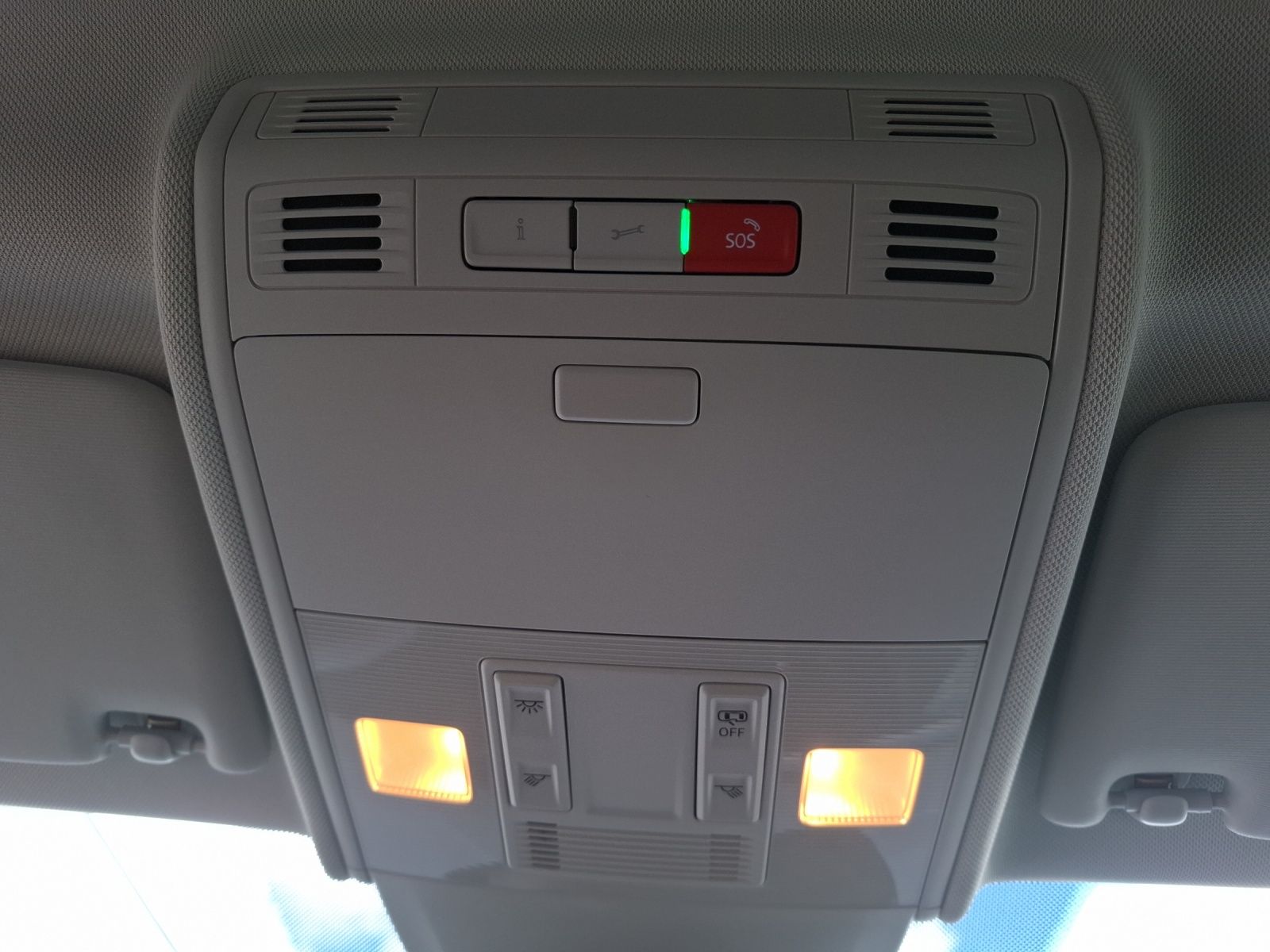 Fahrzeugabbildung Volkswagen Polo TSI Life DSG LED AID ACC Park-Assist SH