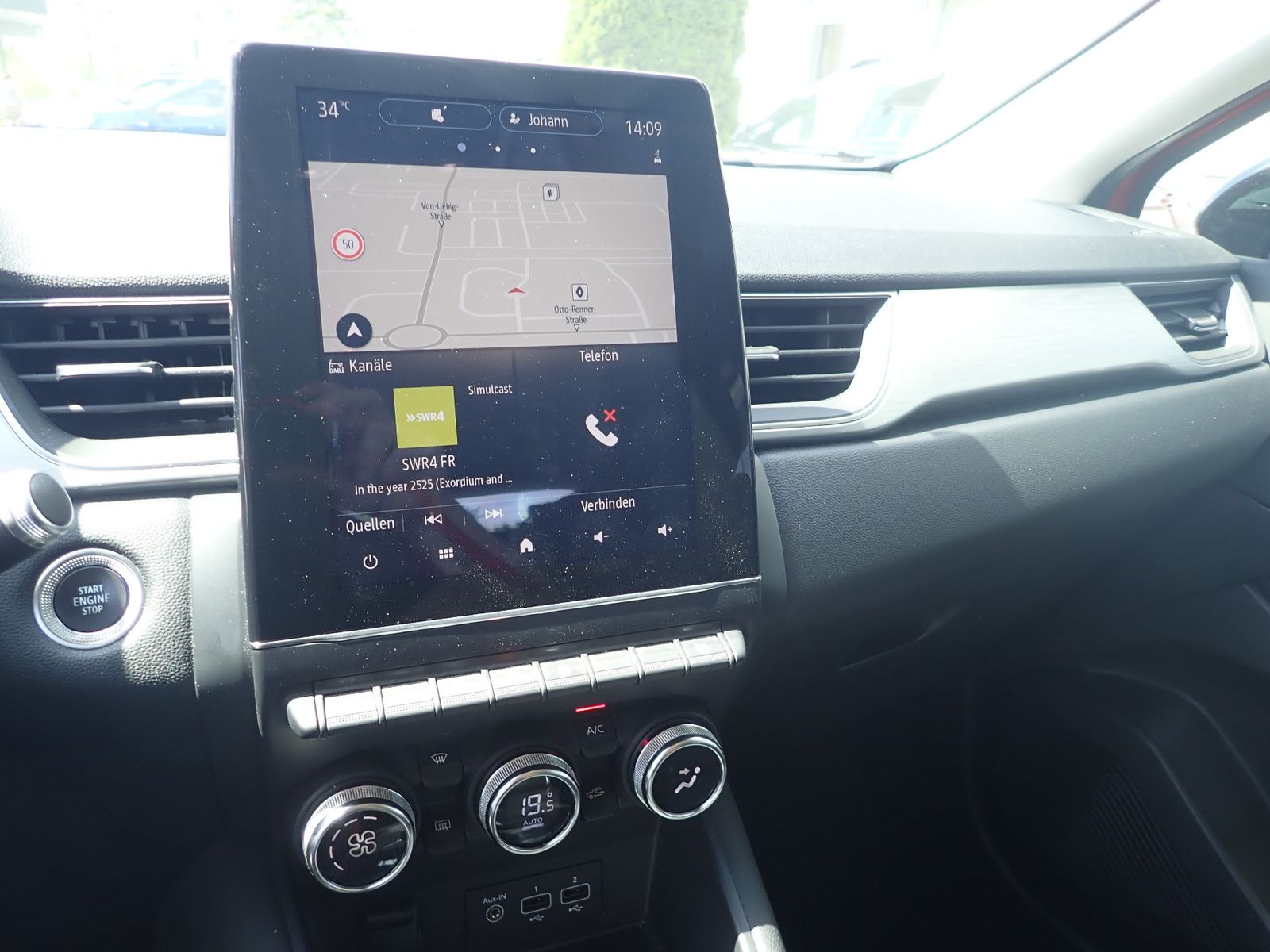 Fahrzeugabbildung Renault Captur Intens E-TECH 160 PlugIn