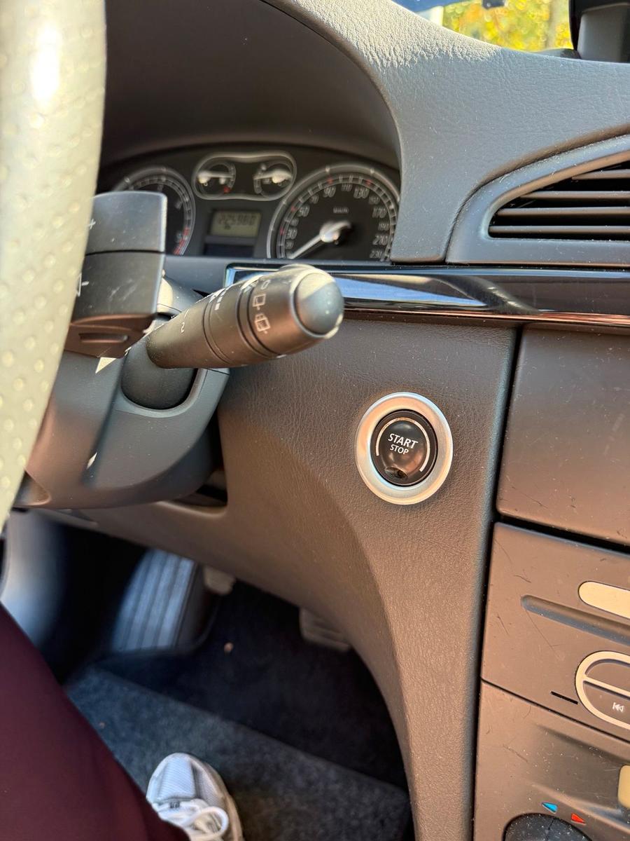 Renault Laguna 2007 — photo 7