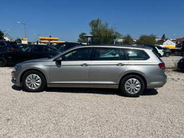 Volkswagen Passat - 4