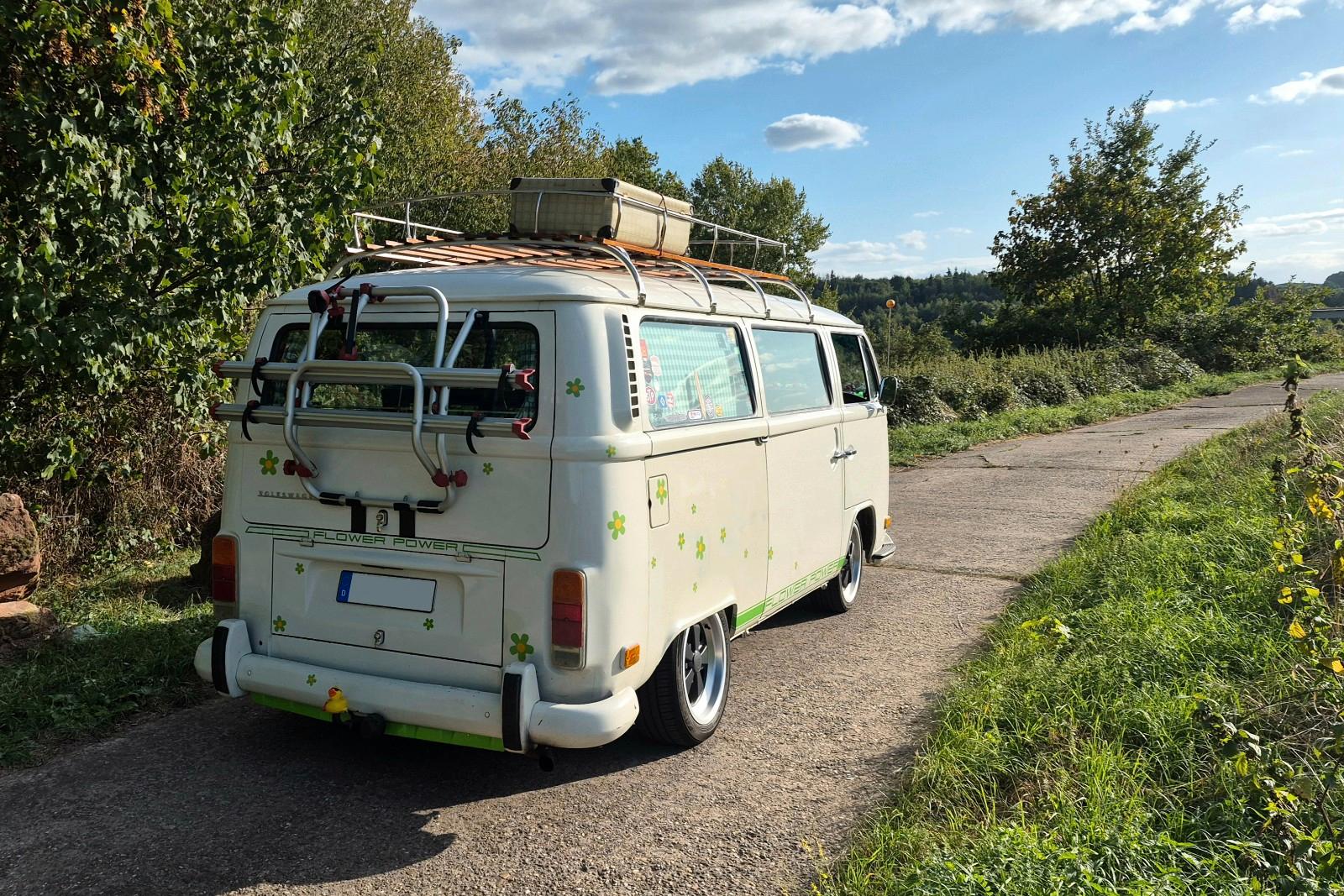 Volkswagen T2 Westfalia Tintop Camper