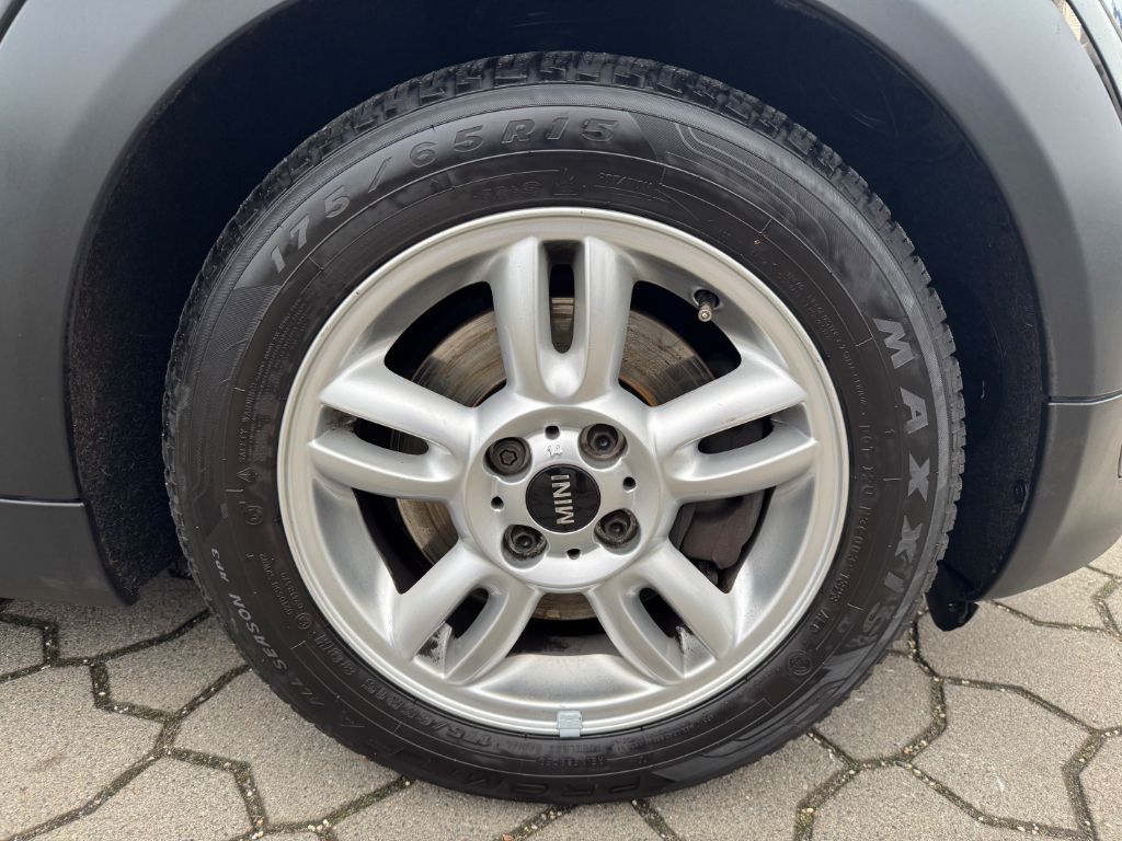 Fahrzeugabbildung MINI Mini One Cabrio+Leder+Sitzheiz+Klimaaut+