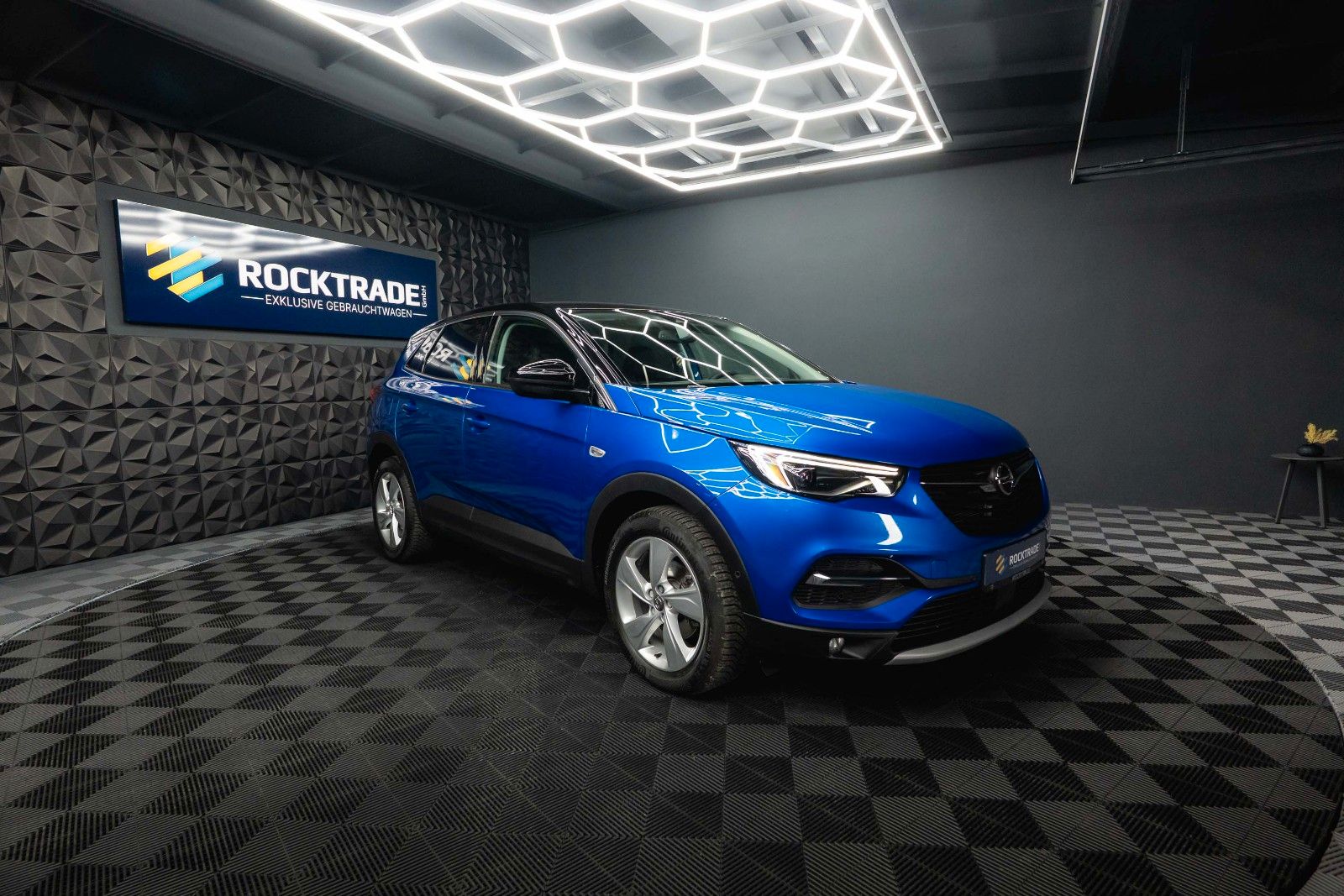 Fahrzeugabbildung Opel Grandland (X) 2.0 CDTI Innovation *LED*CarPlay*