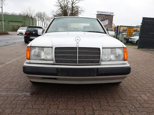 Mercedes-Benz 230 E TÜV-01-2026-OLDTIMER  !!!