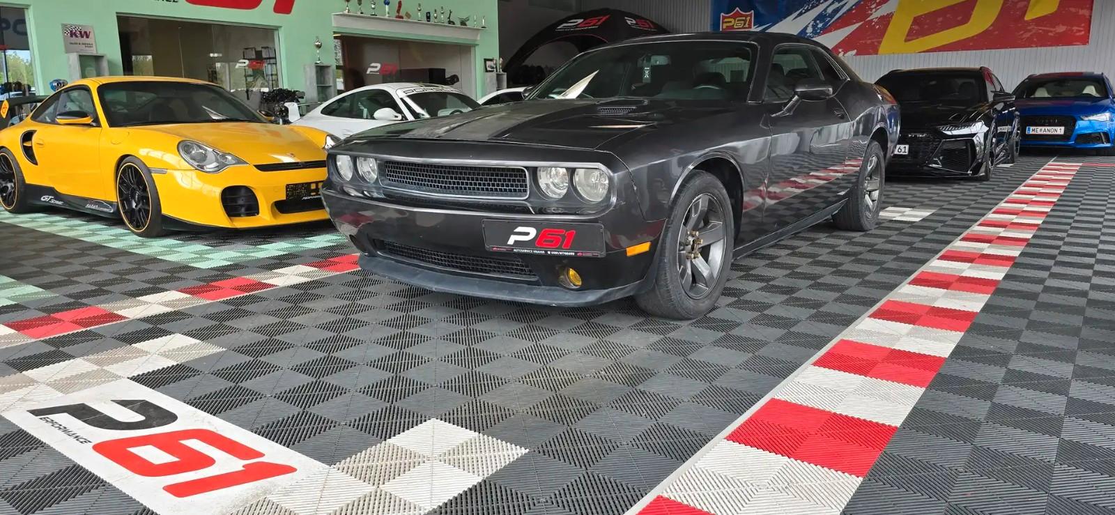 Dodge Challenger /Dubai Import/