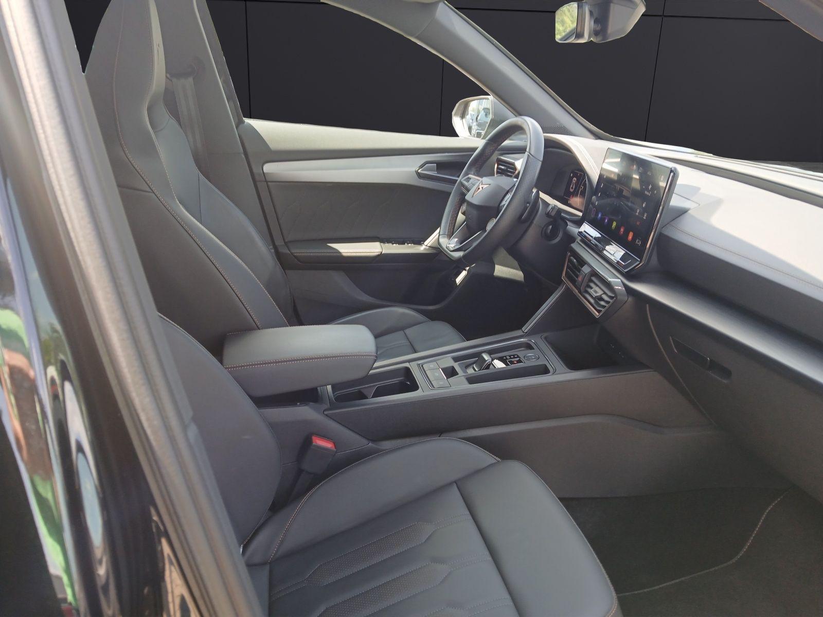 Fahrzeugabbildung CUPRA Formentor VZ5 Matrix GRAIL-Sportauspuff AID ACC