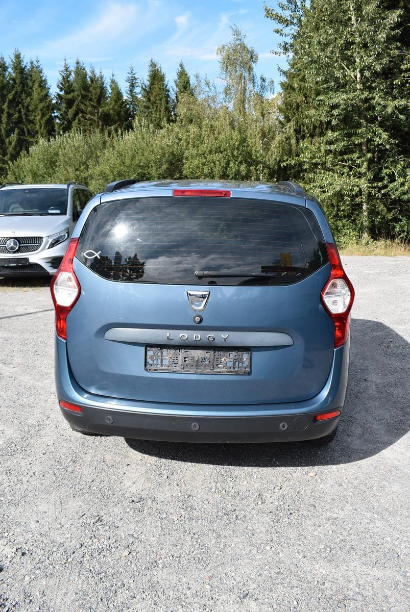Dacia Lodgy 2015 — photo 10