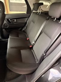 Land-Rover Discovery - 12