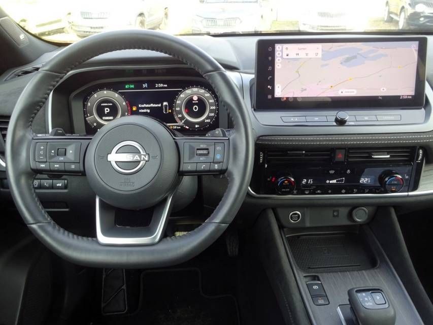 Fahrzeugabbildung Nissan Qashqai 1.3 DIG-T  MHEV Automatik Tekna +