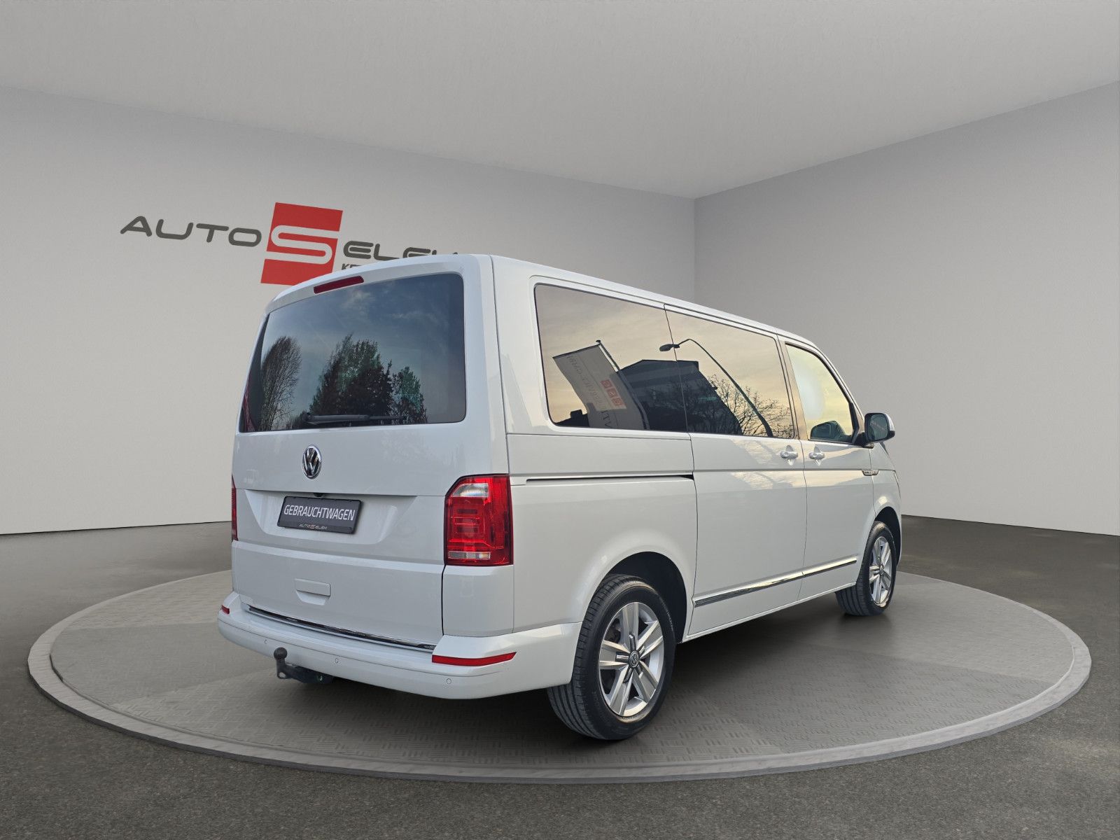 Fahrzeugabbildung Volkswagen T6 Multivan Generation Six+DSG+7 Sitze+AHK+LED