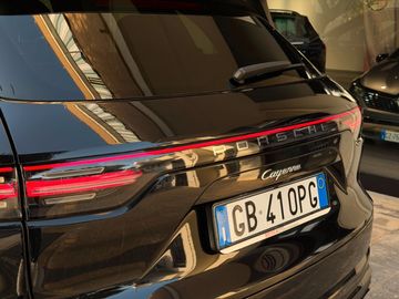Porsche Cayenne - 12
