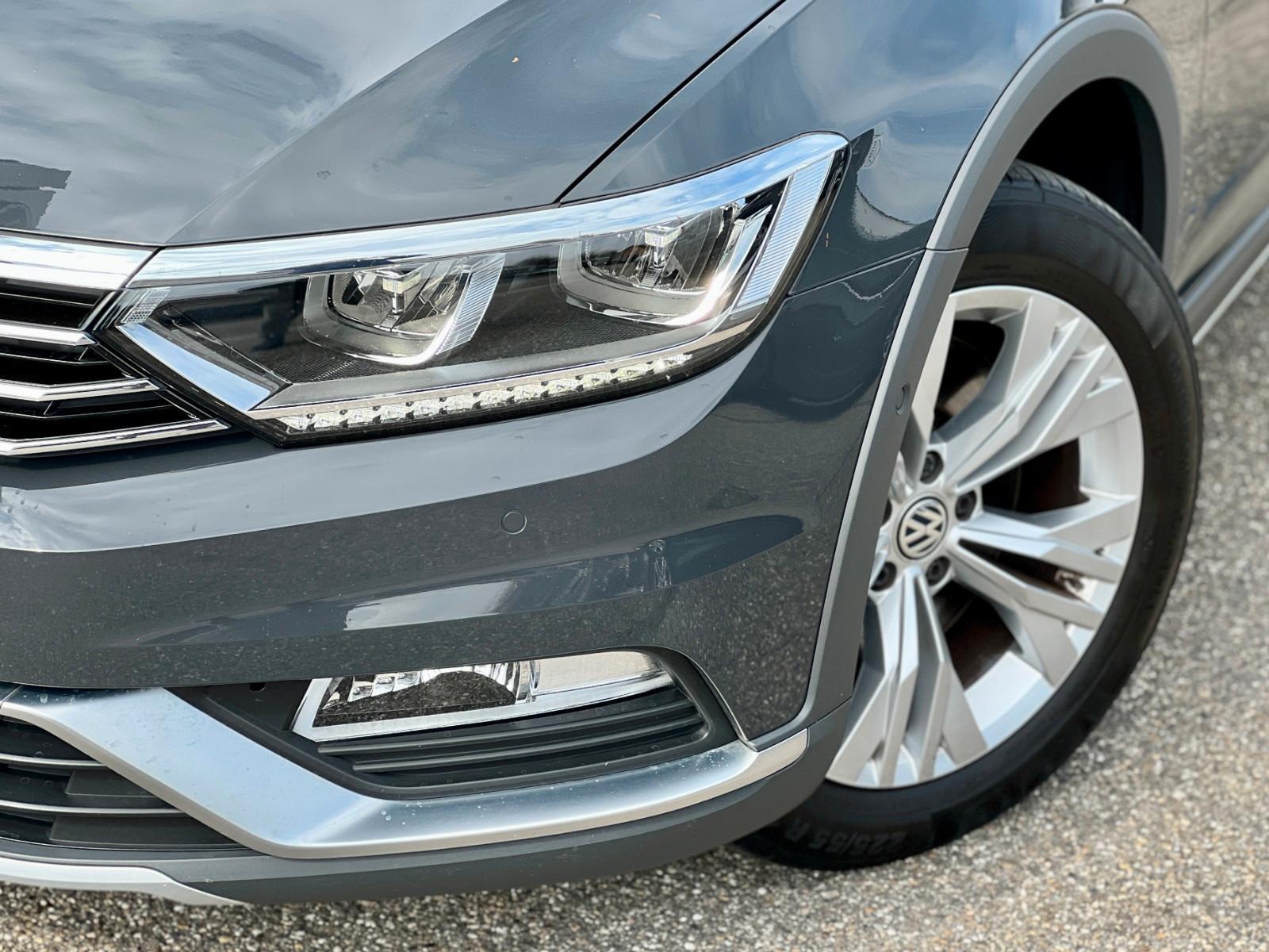 Volkswagen Passat 2.0 TDI BiTurbo DSG 4Mo. Variant Alltrack