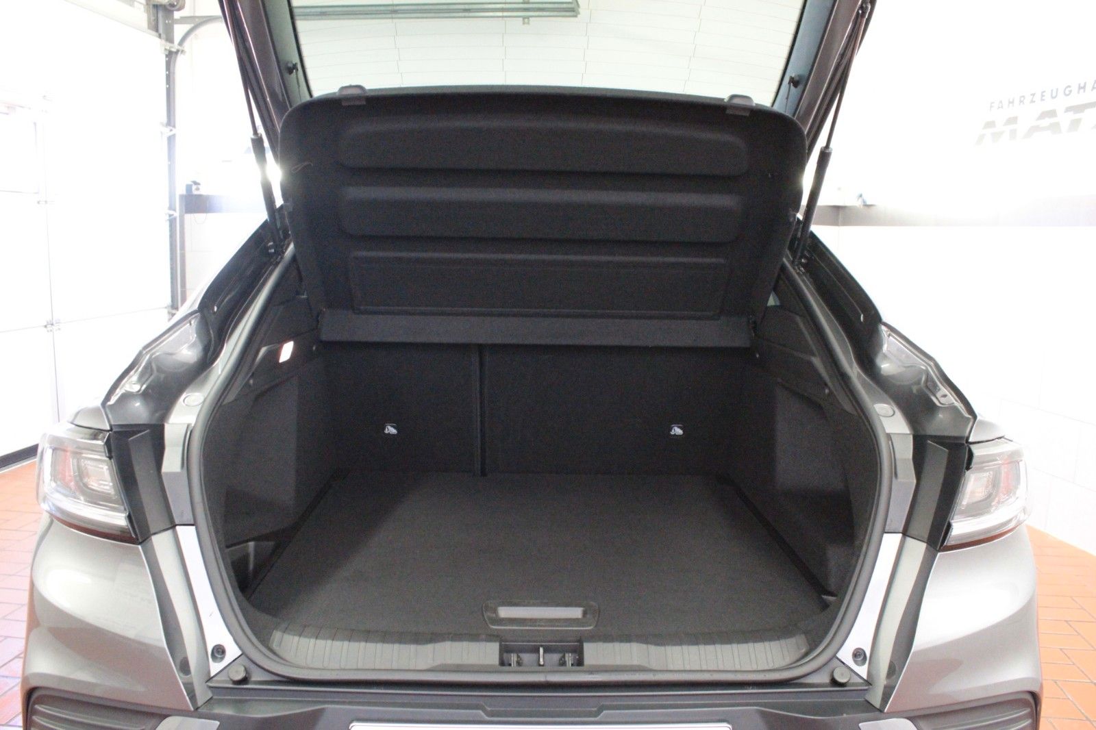 Fahrzeugabbildung Renault Arkana Mild Hybrid 160 EDC Esprit Alpine*15098*