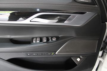 BMW 740 - 11