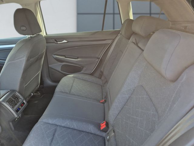 Golf VIII Variant 2.0 TDI Life *NAVI*DAB+*LED*SH