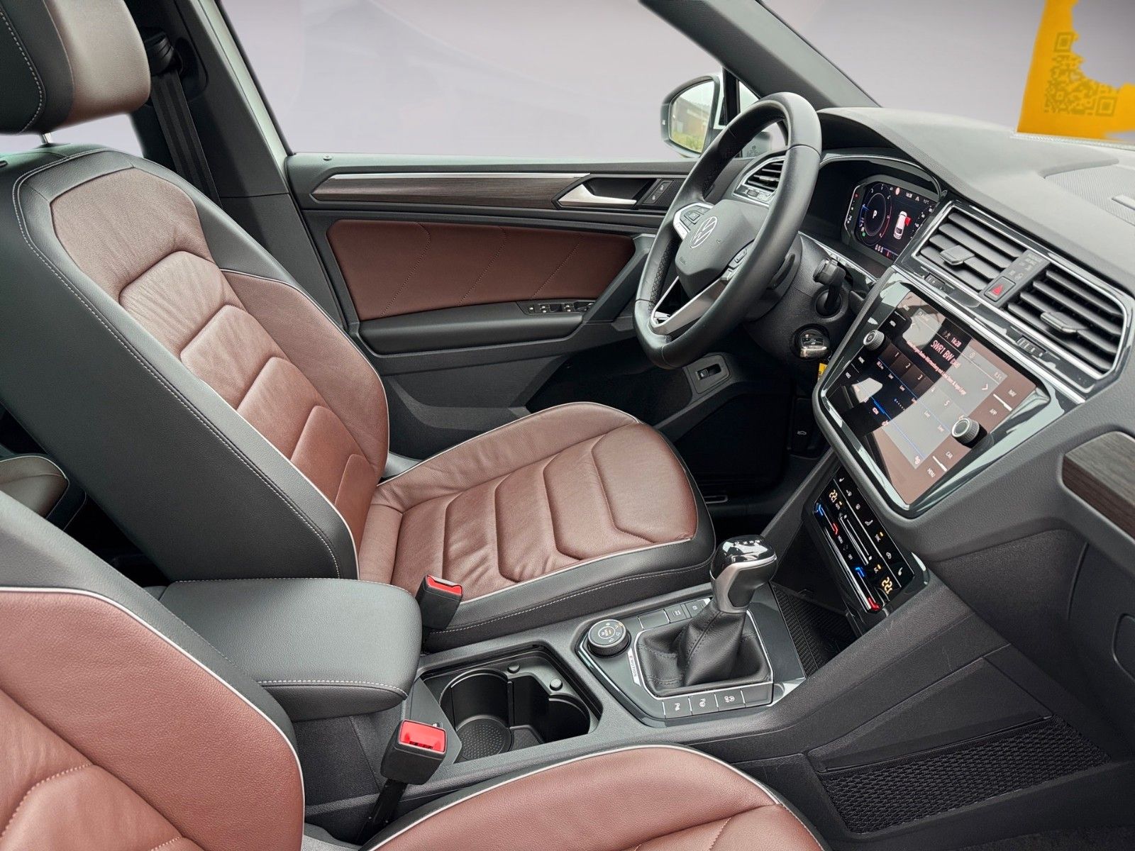 Fahrzeugabbildung Volkswagen Tiguan Elegance 4Motion 2.0 TDI