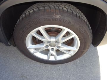 Volkswagen Tiguan - 9
