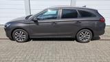 Hyundai i30 cw Kombi 1.6 CRDi*Automatik*AHK*81.076 KM* - Hyundai i30 mit Diesel-Antrieb: Kombi, Automatik, 1.6