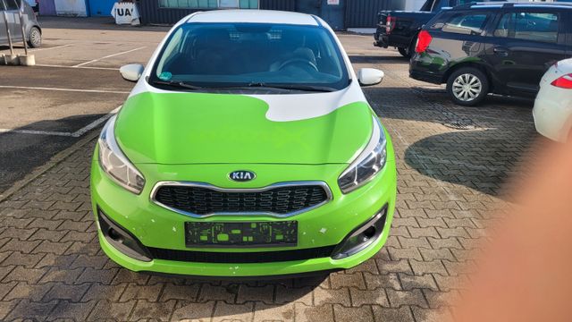 Kia ANDERE Ceed Edition 7