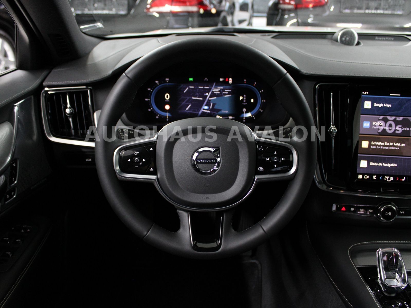 Volvo V90 AWD*Ultimate Dark*R-Design~B&W®~PANO~FOUR-C foto 25