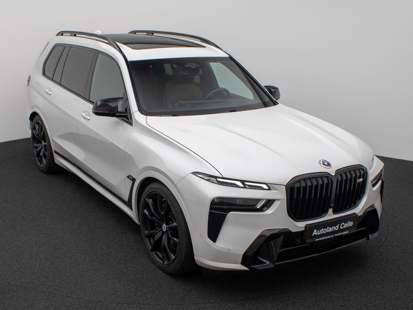 Fahrzeugabbildung BMW X7 M60i xD B&W Panorama HUD 360° Individual 22"