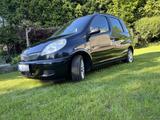 Toyota Yaris Verso 1.3 Sol generalüberholt - gebrauchte Toyota Verso aus dem Jahr 2005