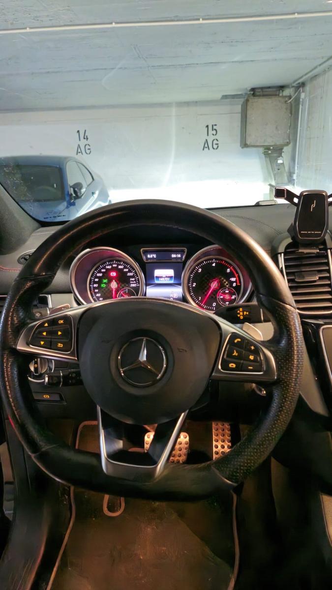 Mercedes-Benz GLE 350 d 4MATIC AMG Line