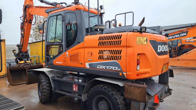 Doosan DX170W-5