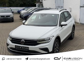 Volkswagen Tiguan - 1