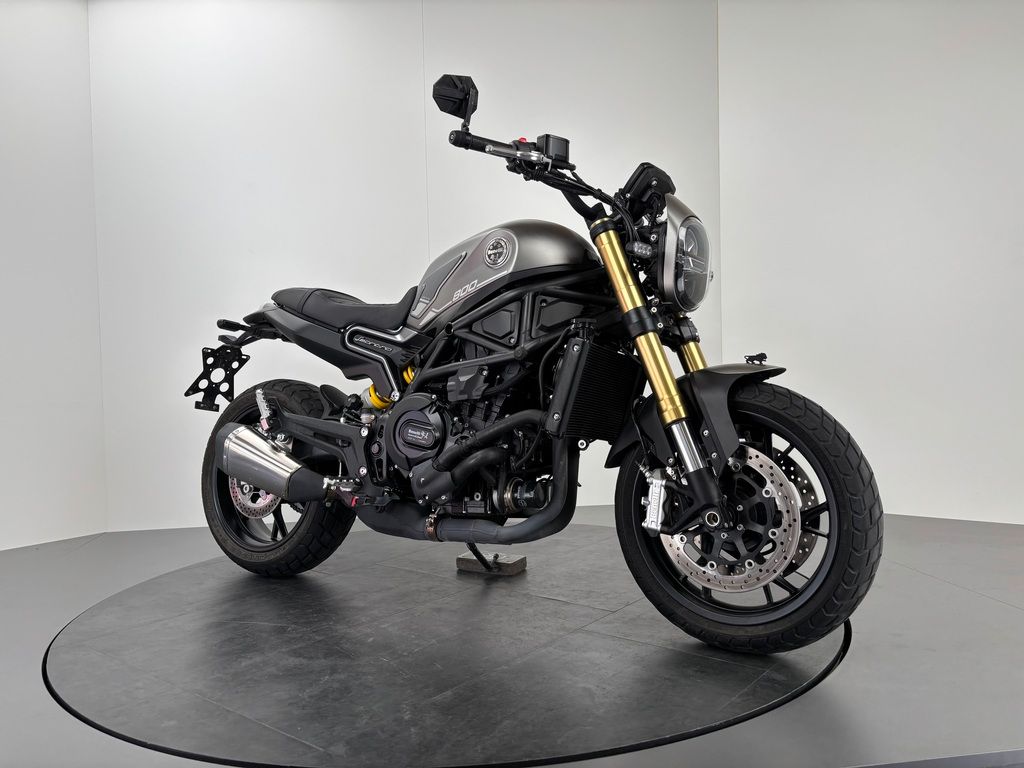 Fahrzeugabbildung Benelli LEONCINO 800 *TOP-ZUSTAND *REIFEN NEU