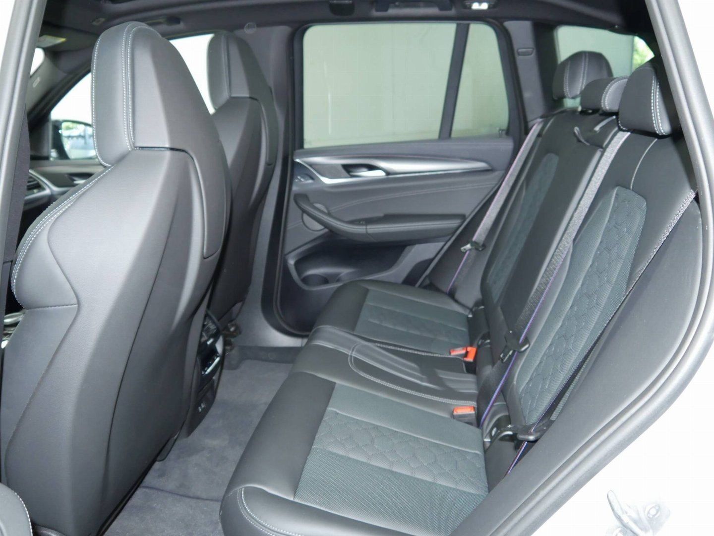Fahrzeugabbildung BMW X3 M Panorama Glasdach, M Competition Paket