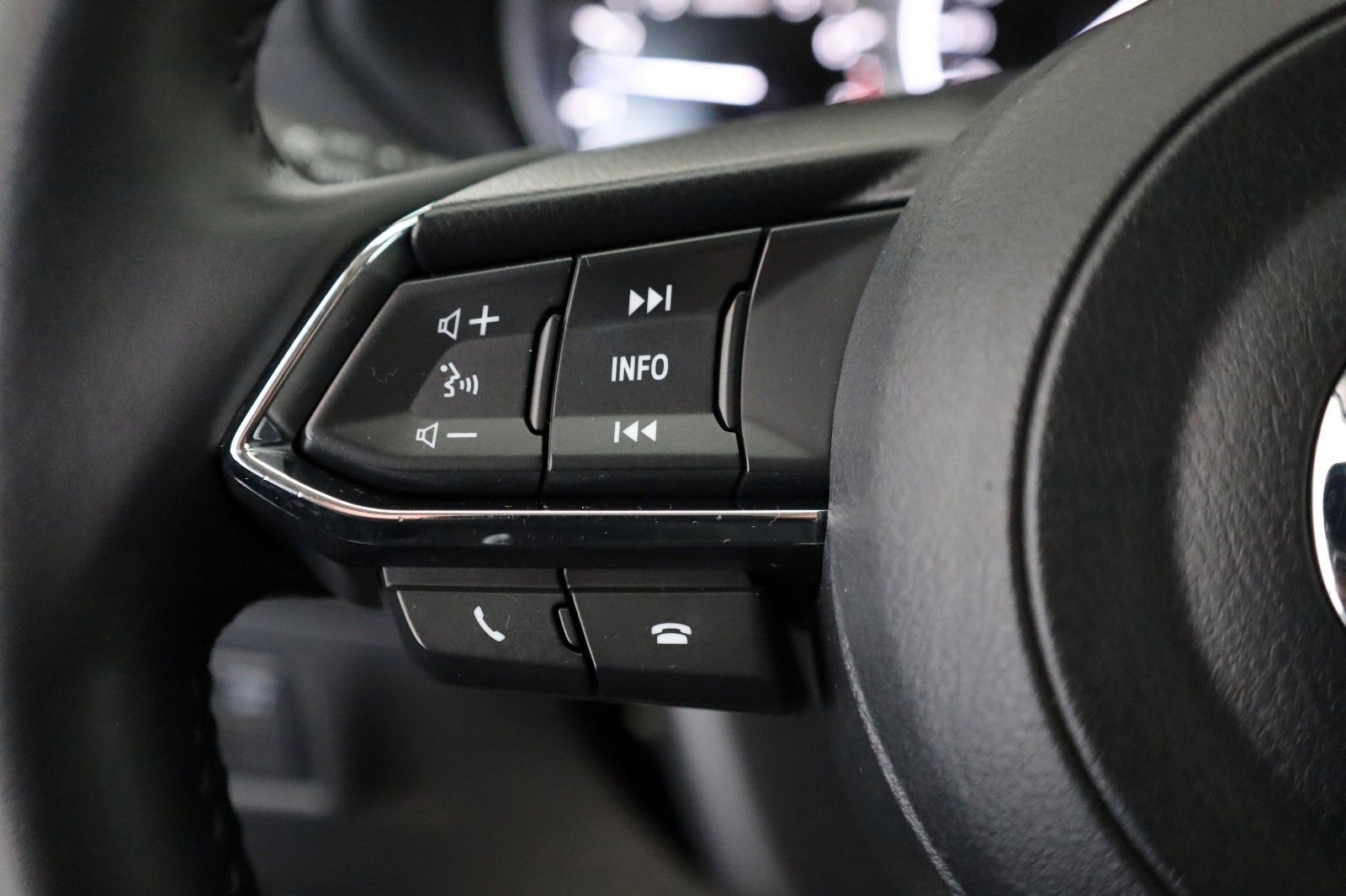 Fahrzeugabbildung Mazda CX-5 Exclusive-Line Navi,LED,HUD,360°Kam,SH,AHK