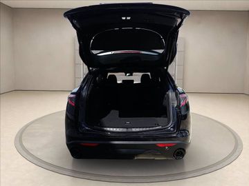 Alfa-Romeo Stelvio - 10