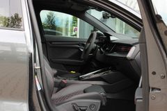 AUDI RS3 Sportback/RS DYNAMIK/ SONOS/ KOMFORT PRO AUDI RS3 Sportback/RS DYNAMIK/ SONOS/ KOMFORT PRO