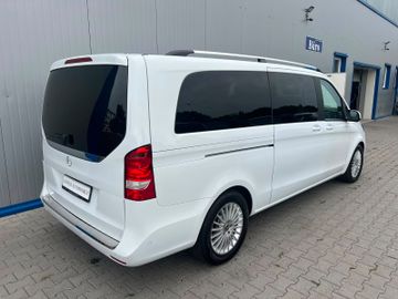 Mercedes V 220 - 7