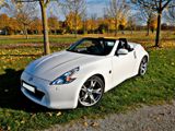 Nissan 370Z ROADSTER 3.7 *Foliert*Kamera*Sportauspuff* - : Roadster, F7